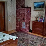 Ozerniy * Lazeshchyna