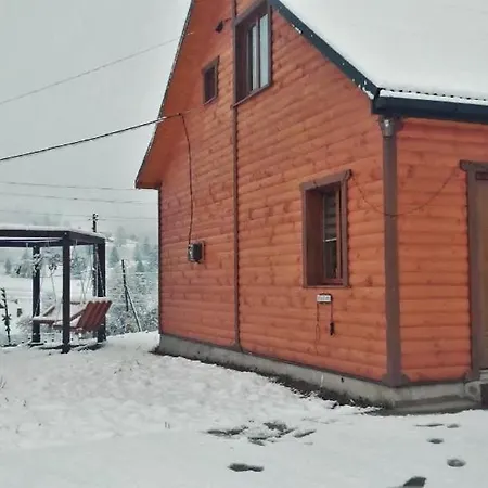 Ozerniy Lodge