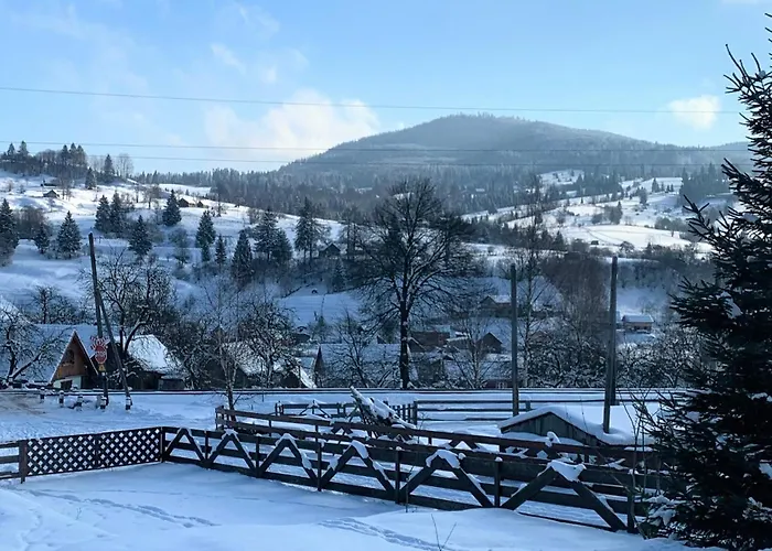 Alojamento de Turismo Selvagem Ozerniy