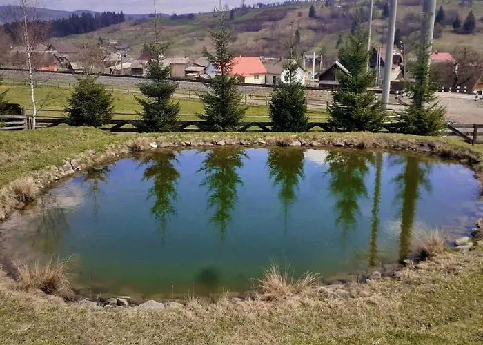 Ozerniy * Lazeshchyna