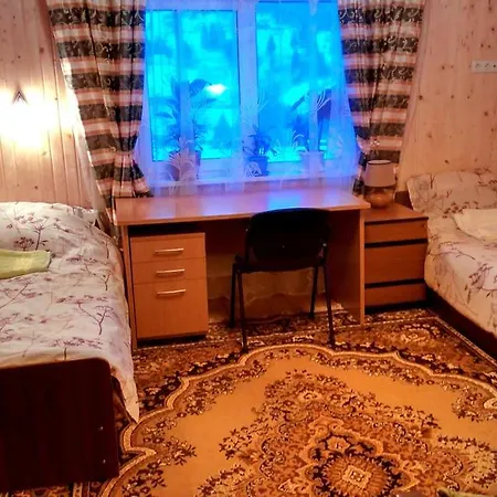 Ozerniy بيت خشبي *